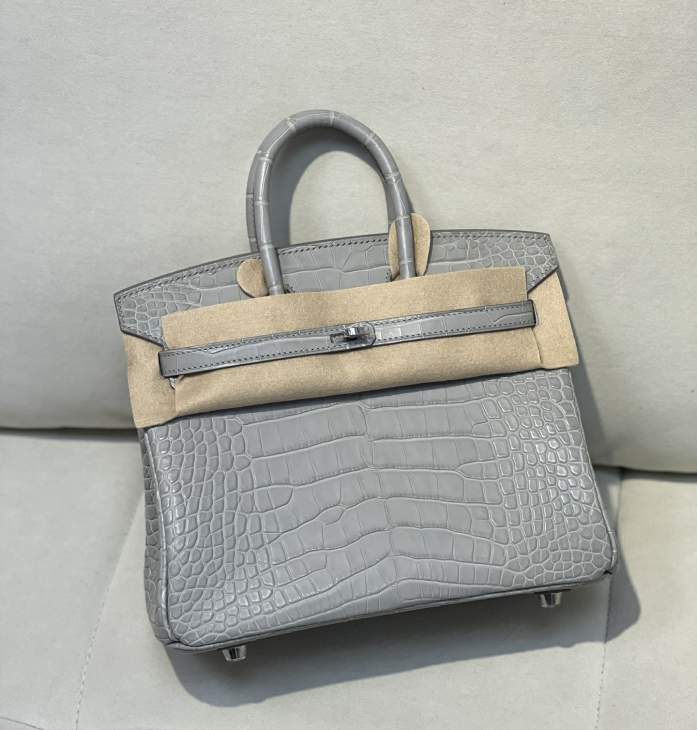 Picture of Hermes Handbags _SKUfw214635149fw